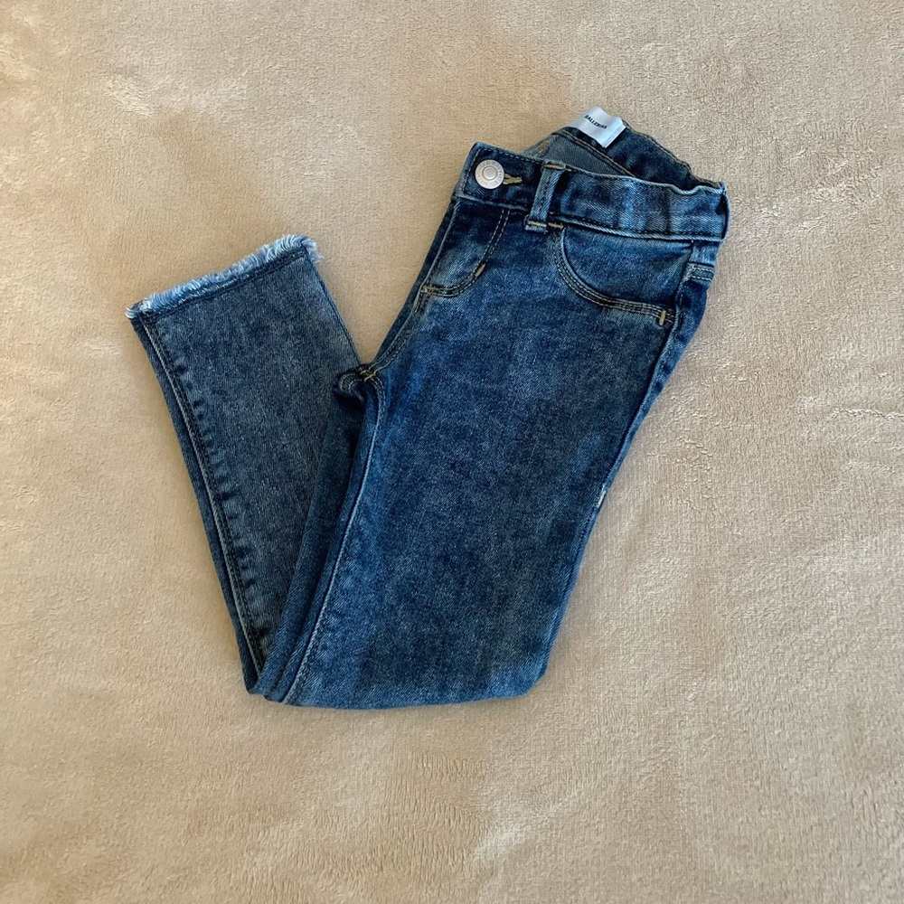 Old Navy Ballerina Blue Washed Toddler Jeans - Size 4T - Picture 1 of 9